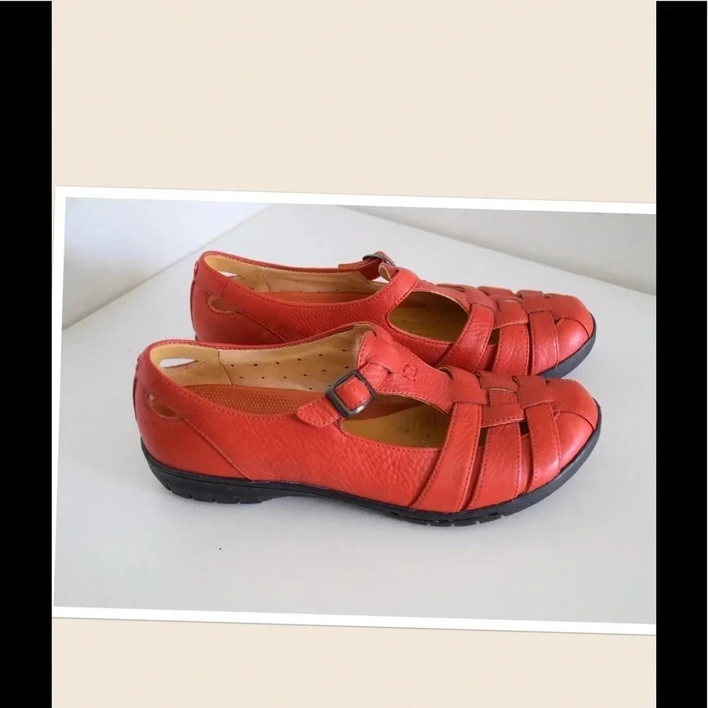 Clarks cutout flats